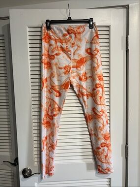 Orange Swirl Print Leggings - White & Orange